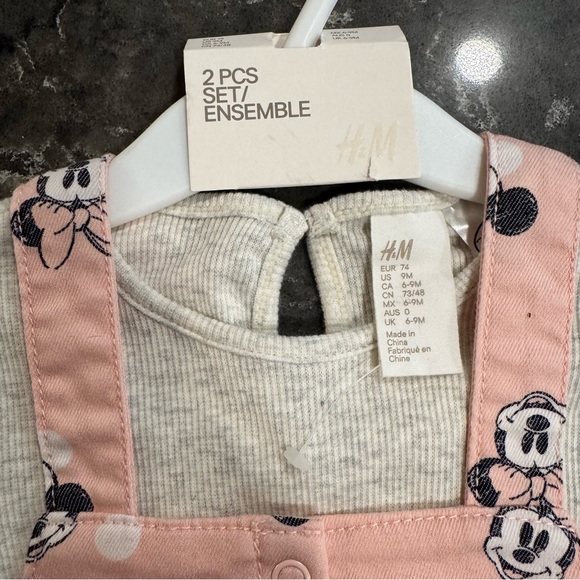 NEW Disney Baby Minnie & Mickey Mouse Two Piece Set (9 Months) - Picture 3 of 8